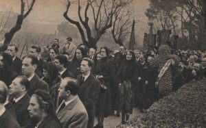 Gli italiani al funerale della Regina Elena